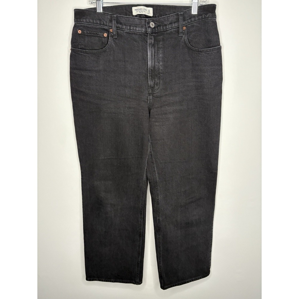 Abercrombie & Fitch The 90s Relaxed Jean High Rise Women's Size 31 Short